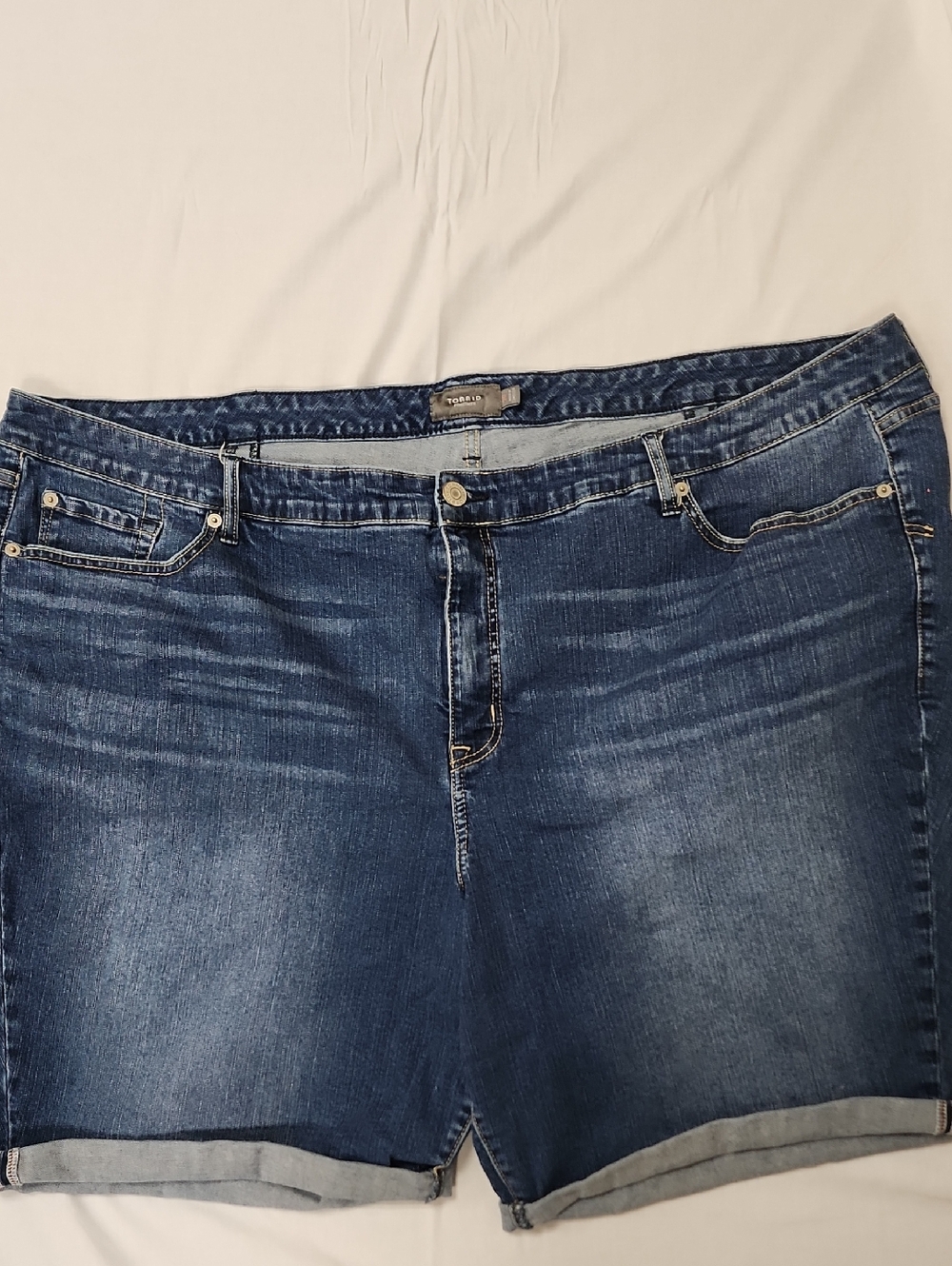 Torrid Dark Blue Boyfriend Denim Shorts Sz 30